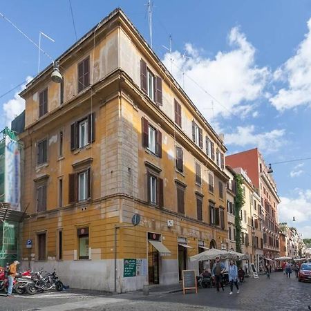 Borgo Pio - Quite And Spacious Apt Rome Luaran gambar